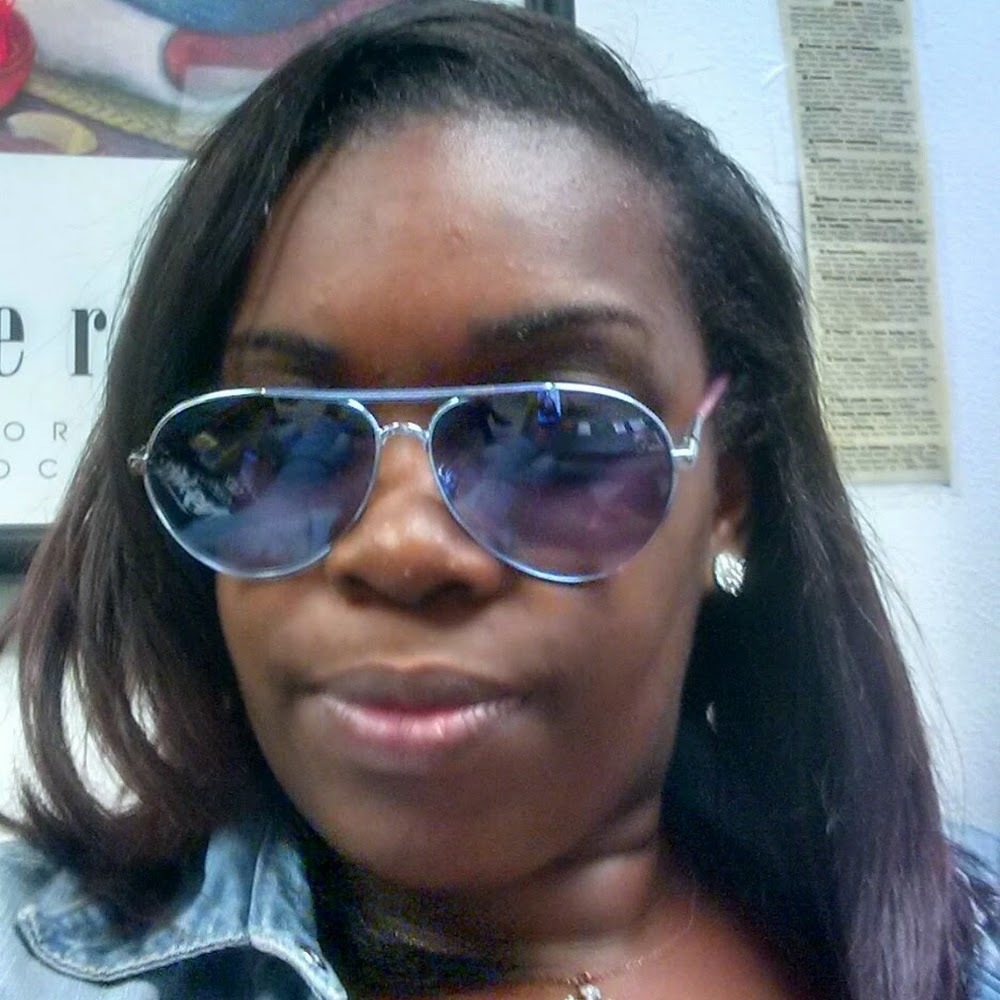 Meet your Posher, Tayler